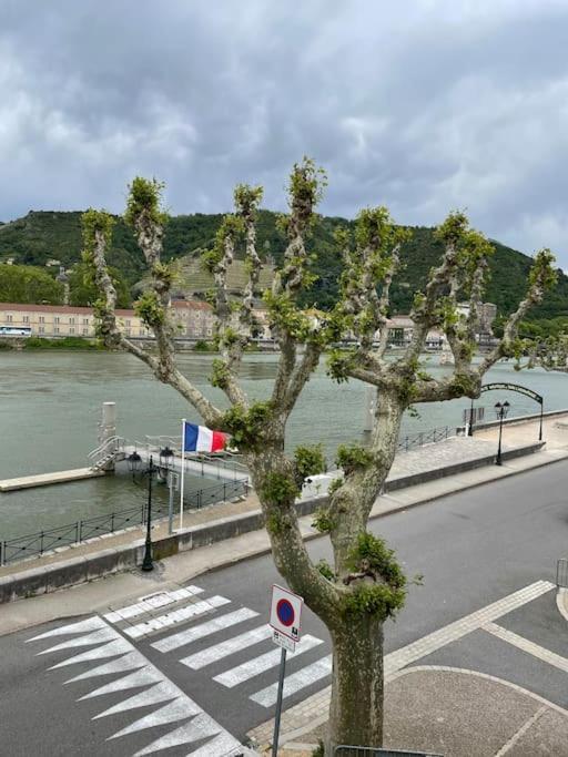Вилла La Batellerie, Vue Sur Rhone Тен-л'Эрмитаж Экстерьер фото